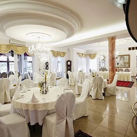 多雷科赫特曼斯基酒店