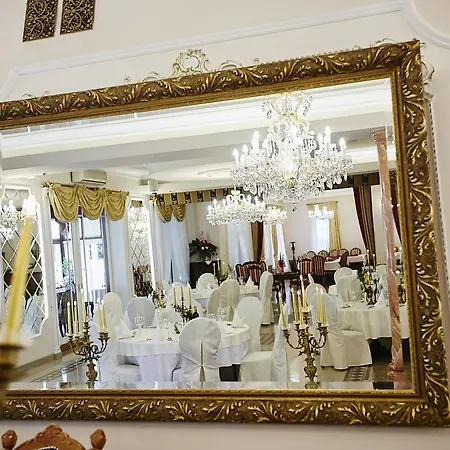 多雷科赫特曼斯基酒店 3*