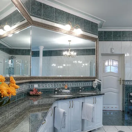 多雷科赫特曼斯基酒店 3* 斯塔加德什切青