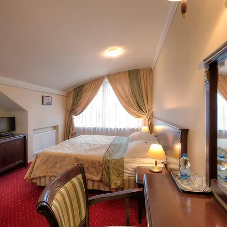 多雷科赫特曼斯基酒店 宾馆